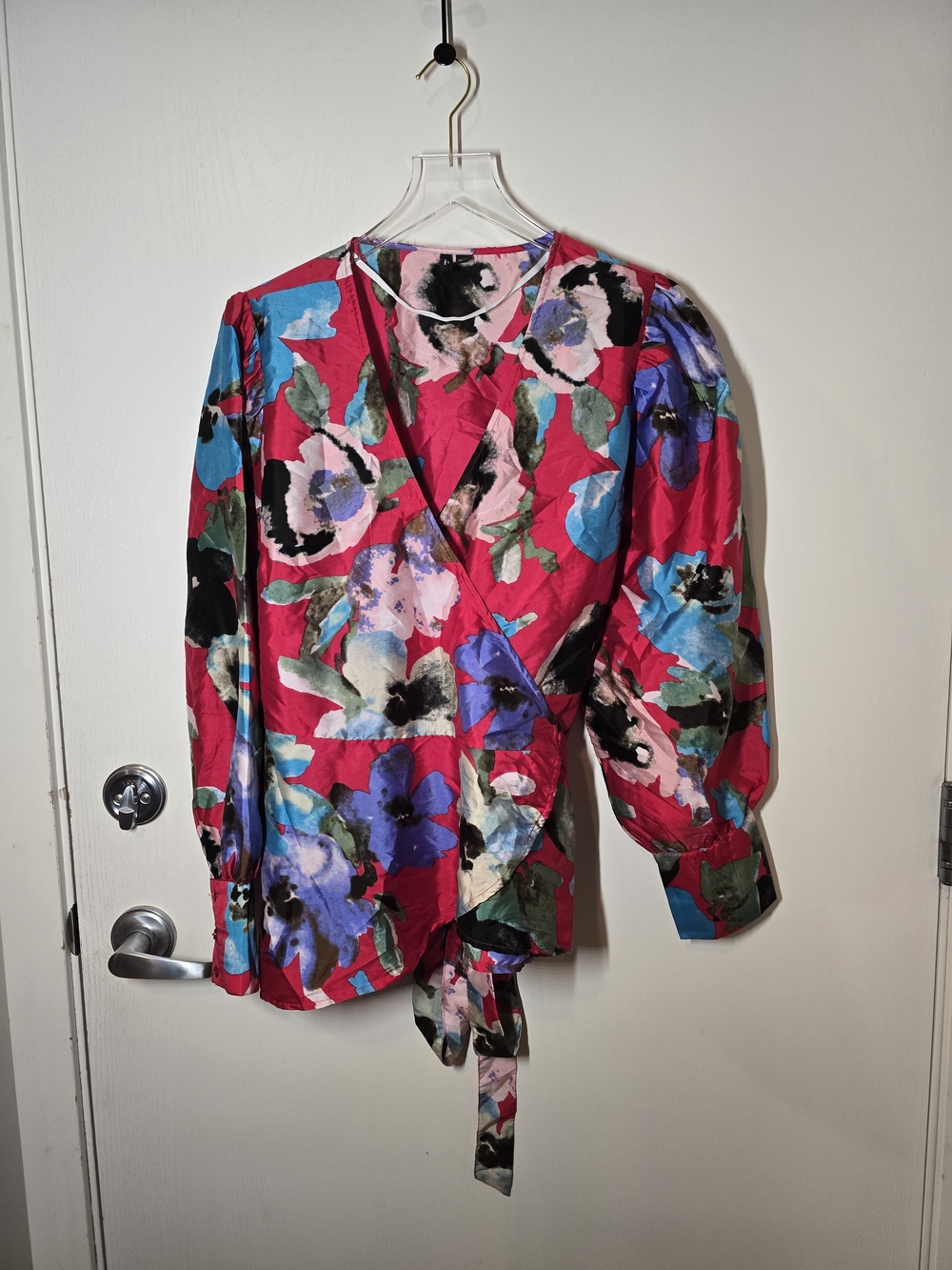 Floral Wrap Blouse in Fuchsia Pink